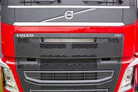 Volvo FH4, modellanpassat extraljuskit